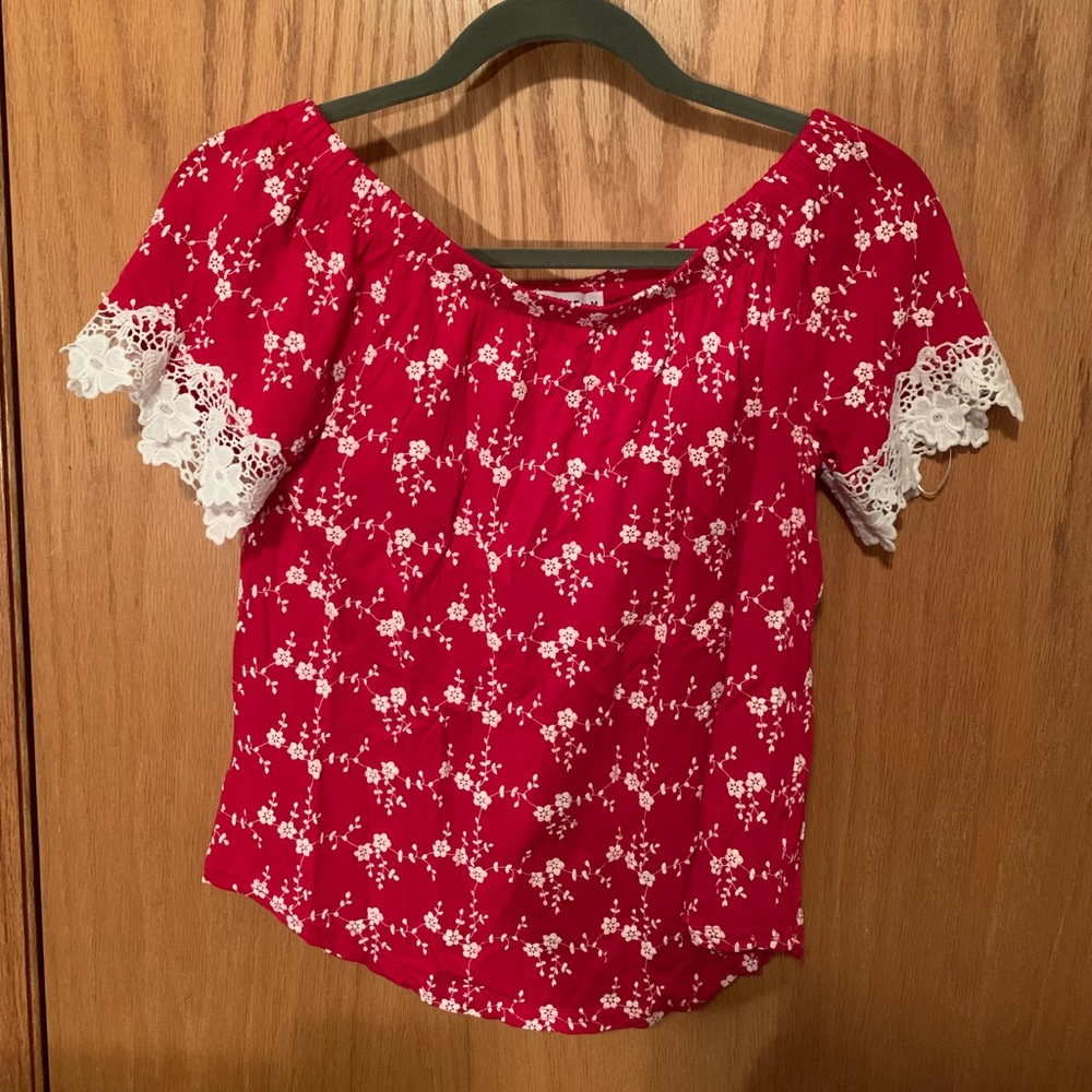 Off the Shoulder Summer Top Red Medium Lace